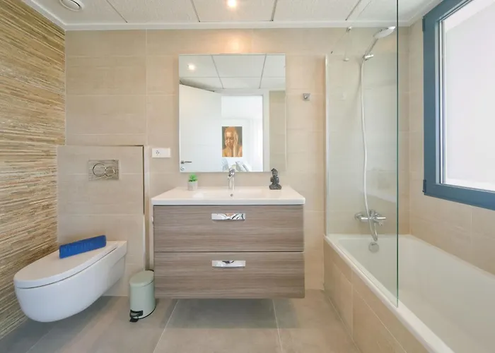 Juno By Interhome *