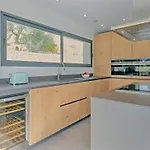 Juno By Interhome