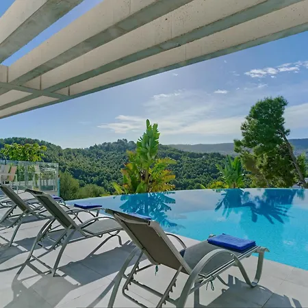 Juno By Interhome Villa *