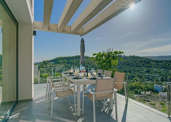 Juno By Interhome Willa