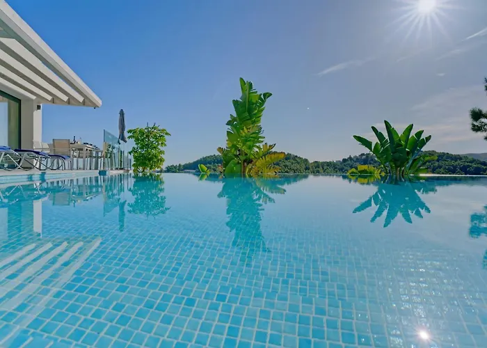 Willa Juno By Interhome