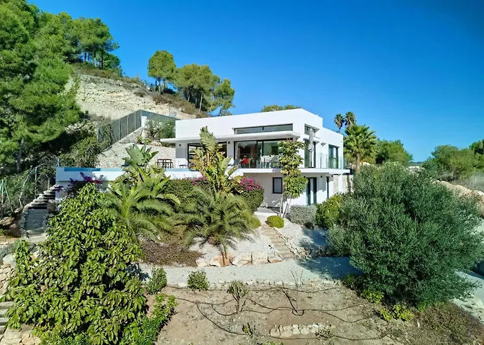 Juno By Interhome Willa