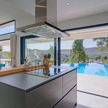 Juno By Interhome *